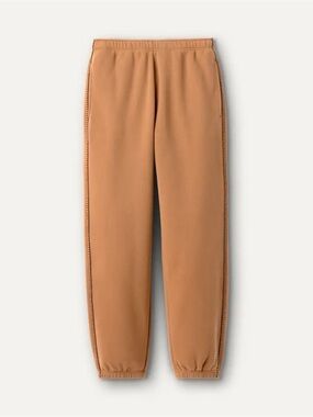 UGG Women’s Classic Sweatpant in Chestnut